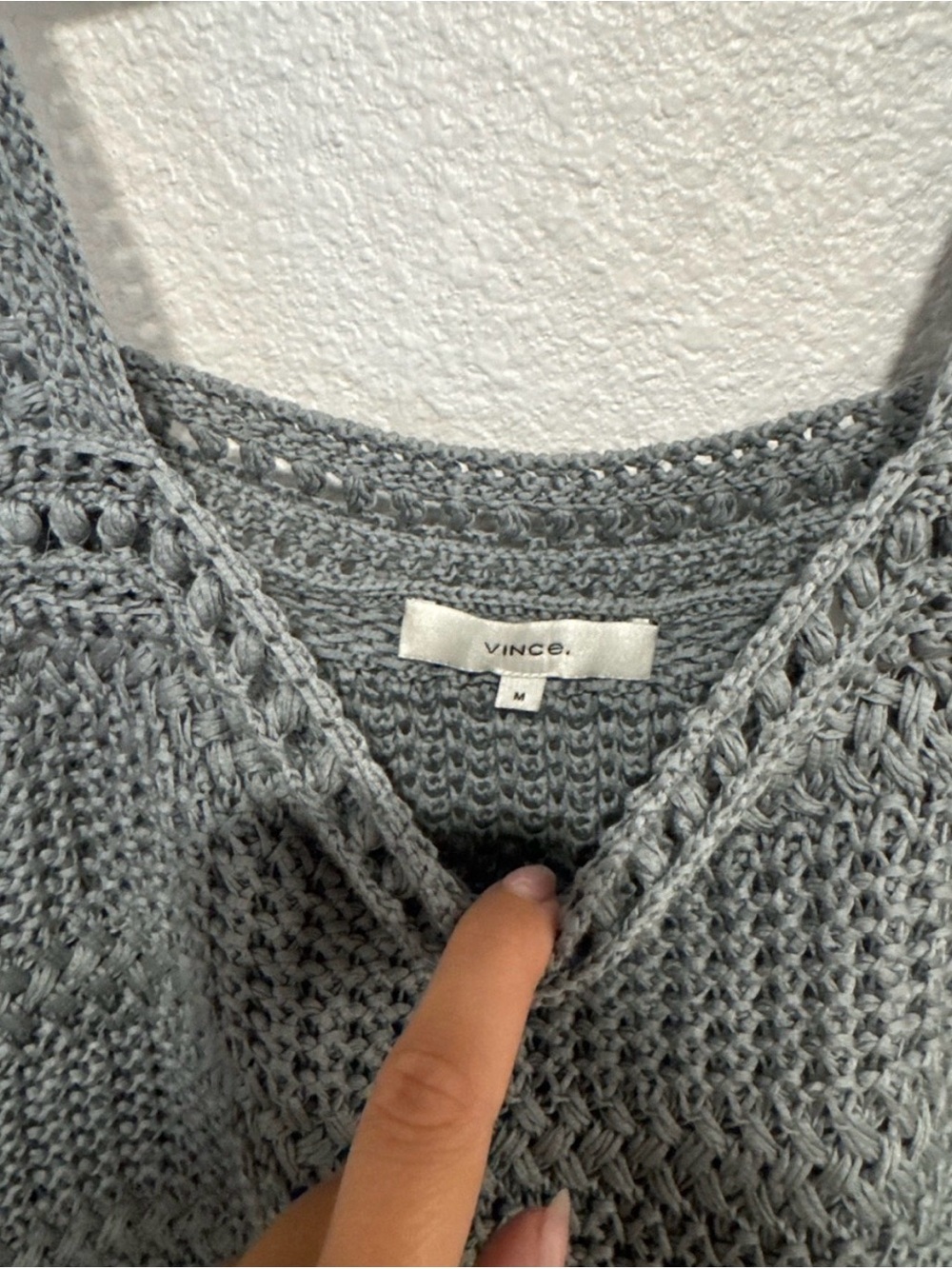 Vince crocheted top Size M - Picture 5 of 7